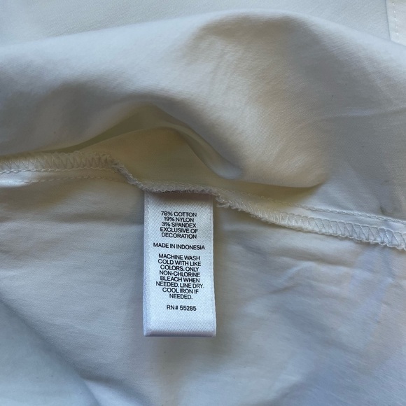 Express Ultimate Essential Shirt Straight Fit Button Down in White Large Women’s - Picture 9 of 10